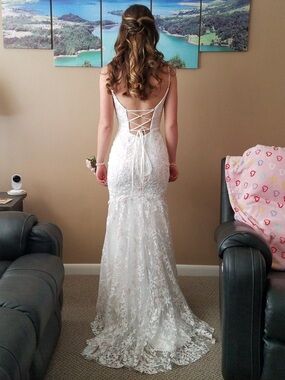 Sherri Hill White & Pale Pink Floral Appliqué Prom Dress